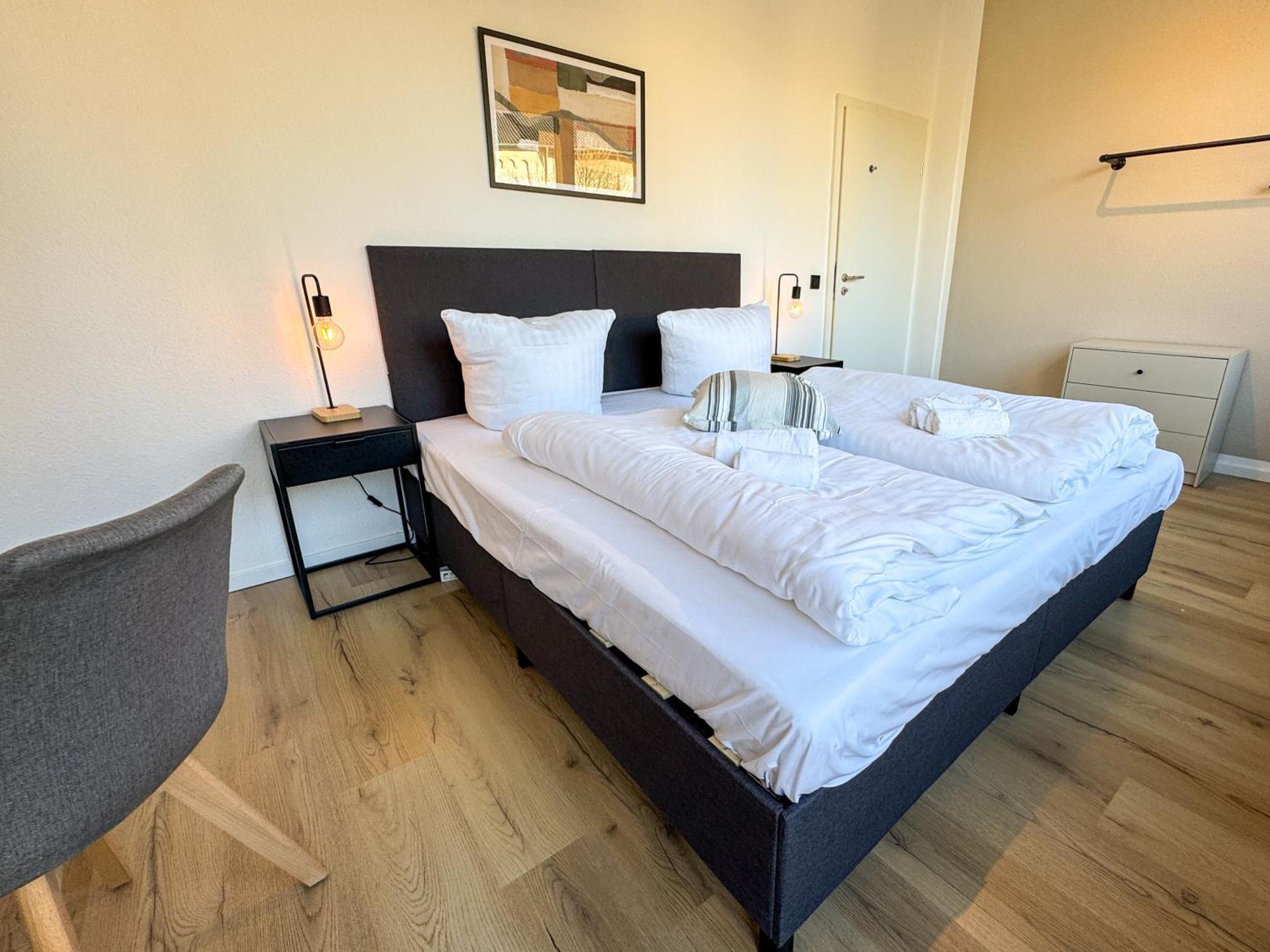 Apartment Duesseltal Messe 100Qm Düsseldorf Eksteriør bilde